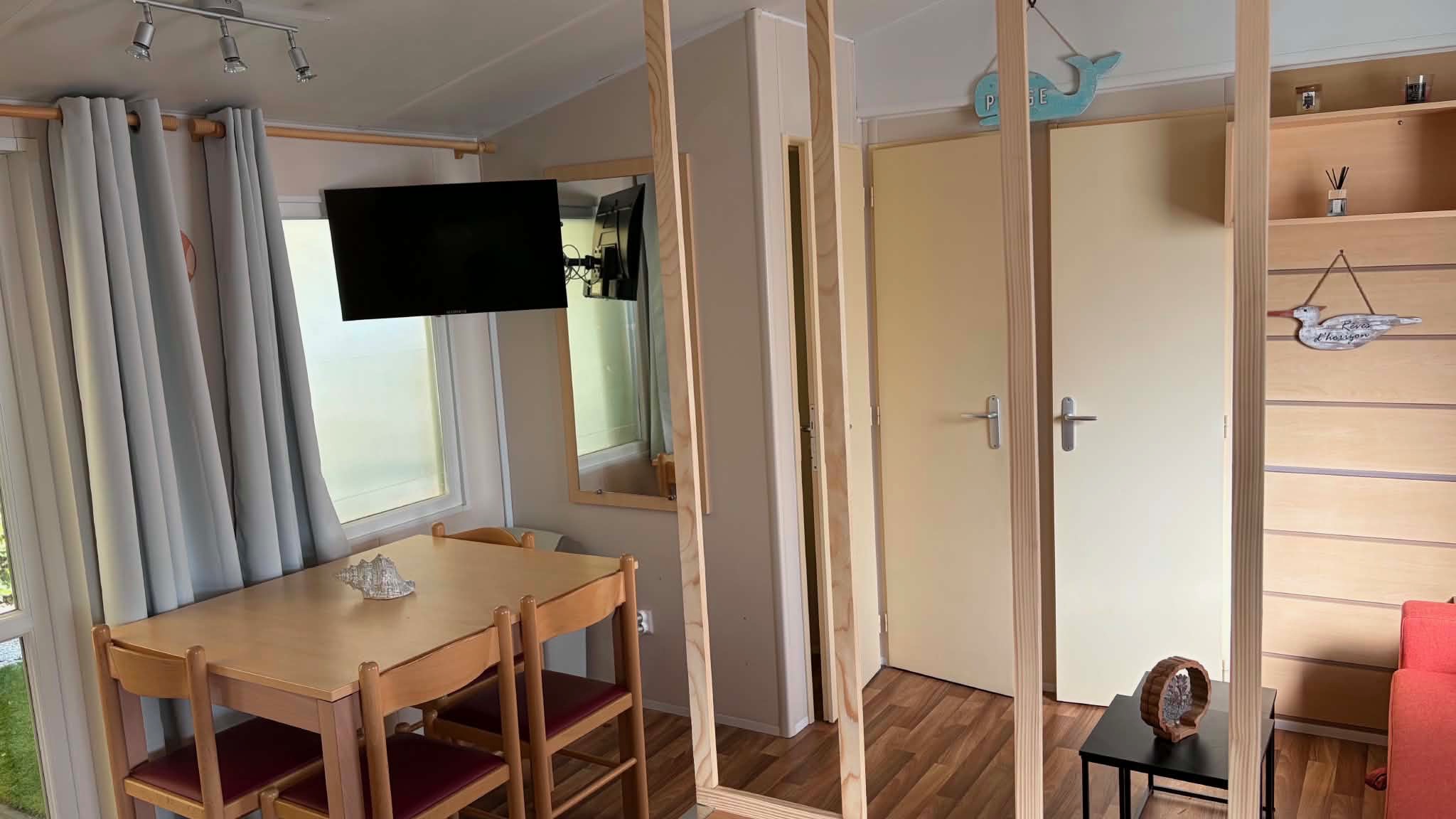 Mobil home 3 chambres au sein du Village Les Sables d'Or à Agde
